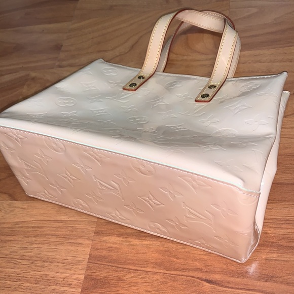 NWOT Authentic Louis Vuitton Vernis Reade Marshmallow Handbag - Picture 13 of 15